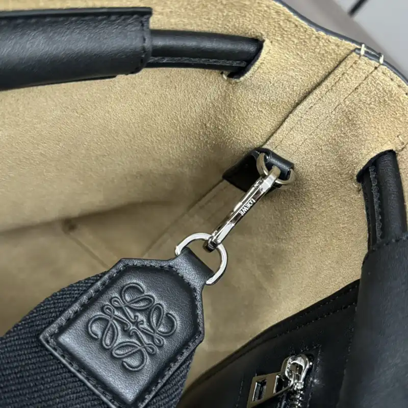 L0ew* bags 2410ya0151