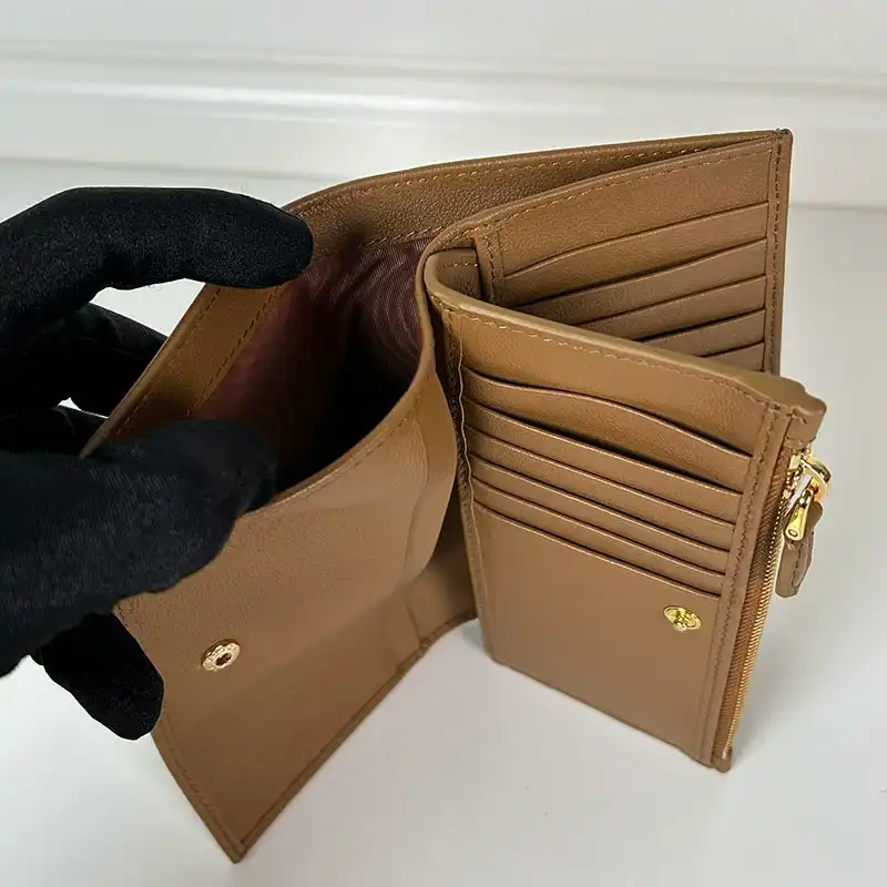 Pra*a bags 2411ya0010