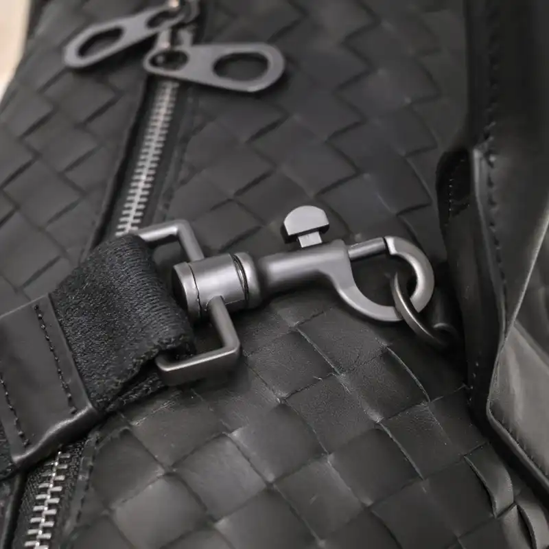 b0tt*ga Ven*ta bags 2411ya0041