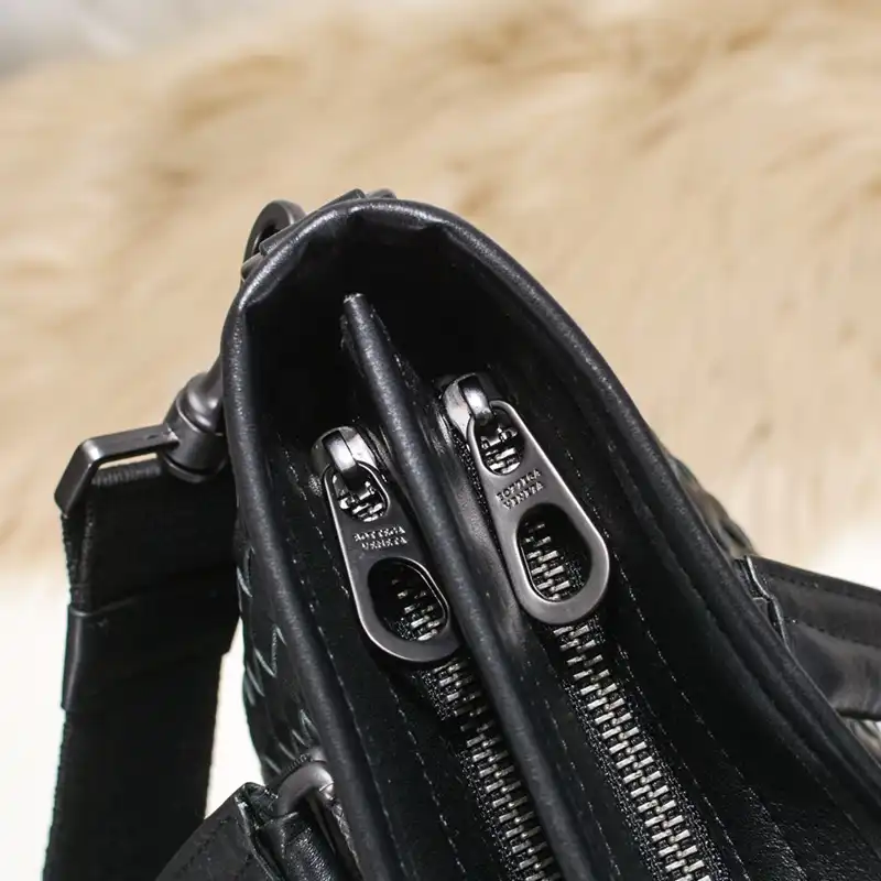 b0tt*ga Ven*ta bags 2411ya0042