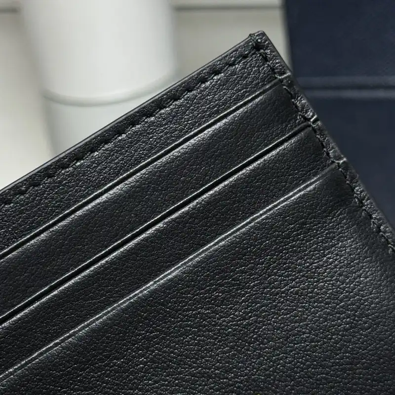 Pra*a bags 2411ya0125