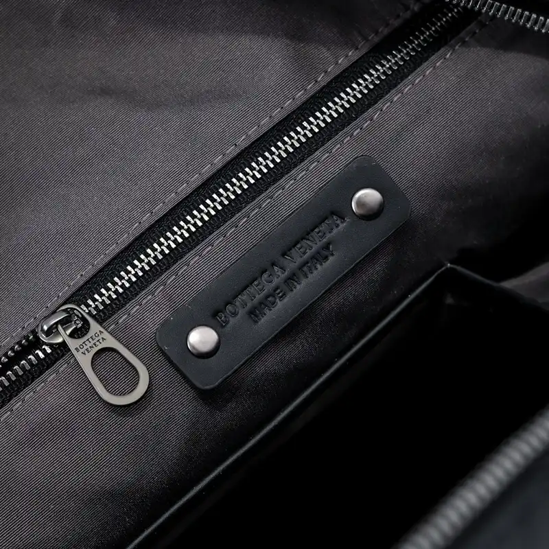 b0tt*ga Ven*ta bags 2411ya0127