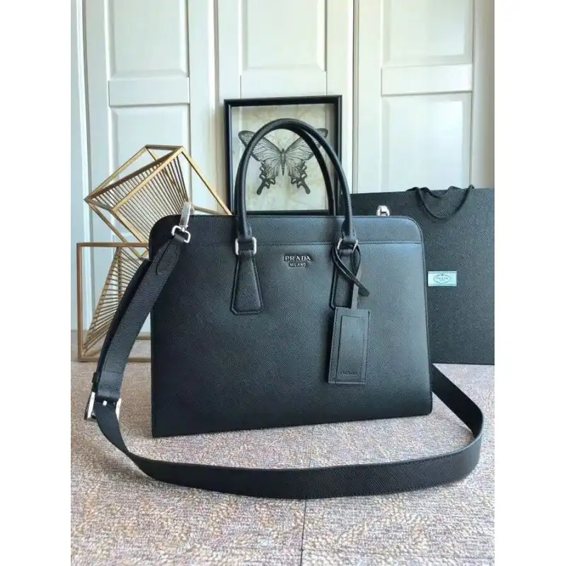 Pra*a bags 2012sh0071