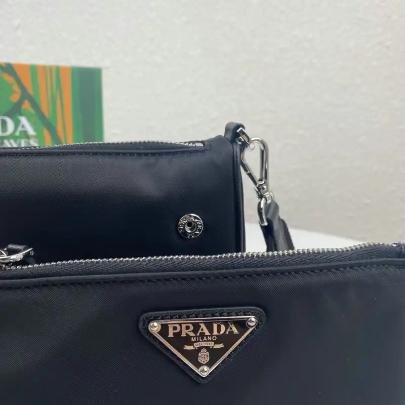 Pra*a bag 20dj11115