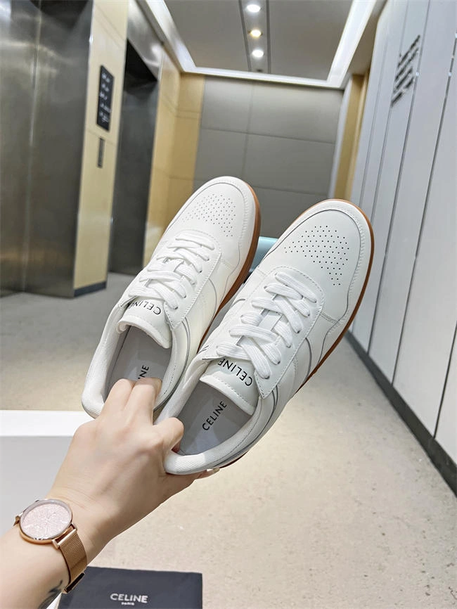 vibrant Ce1i*e sneaker 2301