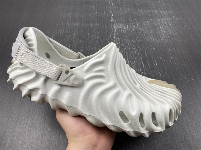 Cr0c5 pollex clog by salehe bembury stratus 207393- wrinklefree 5595