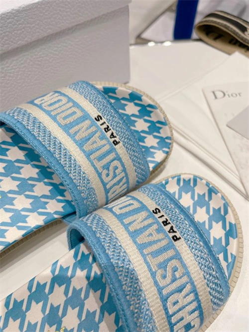 Colorful Dio Slipper 5818