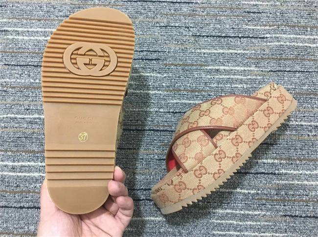 neat G*u*i side women 474