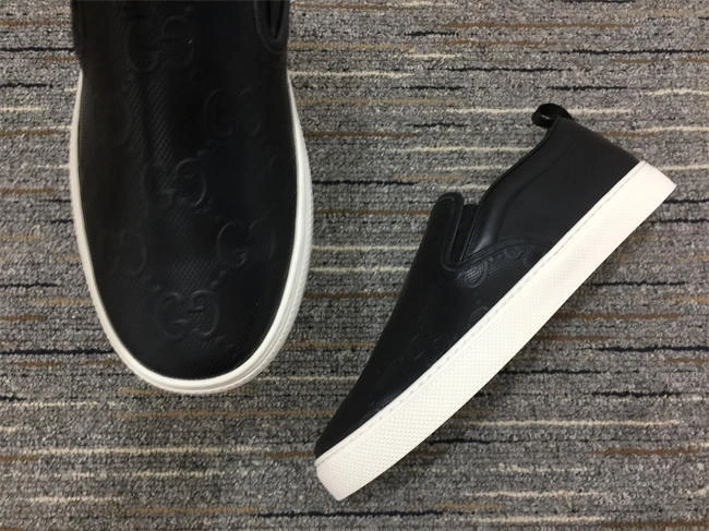 colorful G*u*i signature slip-on sneaker 292