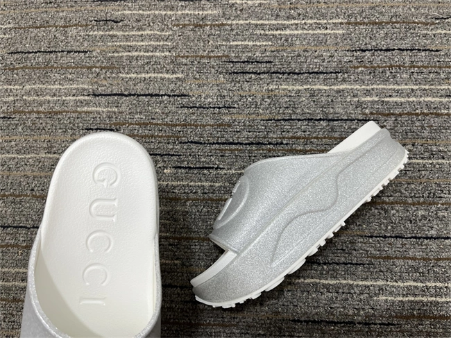 G*u*i slide tailored 390