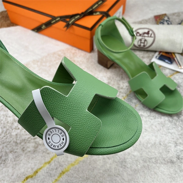 Durable H Sandals 2401