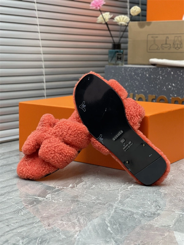 H Slipper Bright 2313