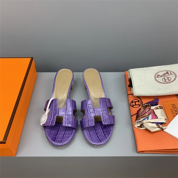 Timeless H Slipper 2385