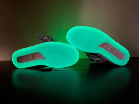 ZipUp Jordan 2 Retro J Balvin DQ7691- 3788