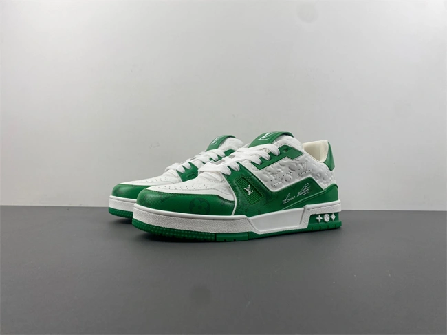 Louis Vuitton LV trainer Sophisticated 2123