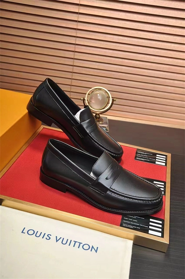 DailyWear Lv Loafer 1931