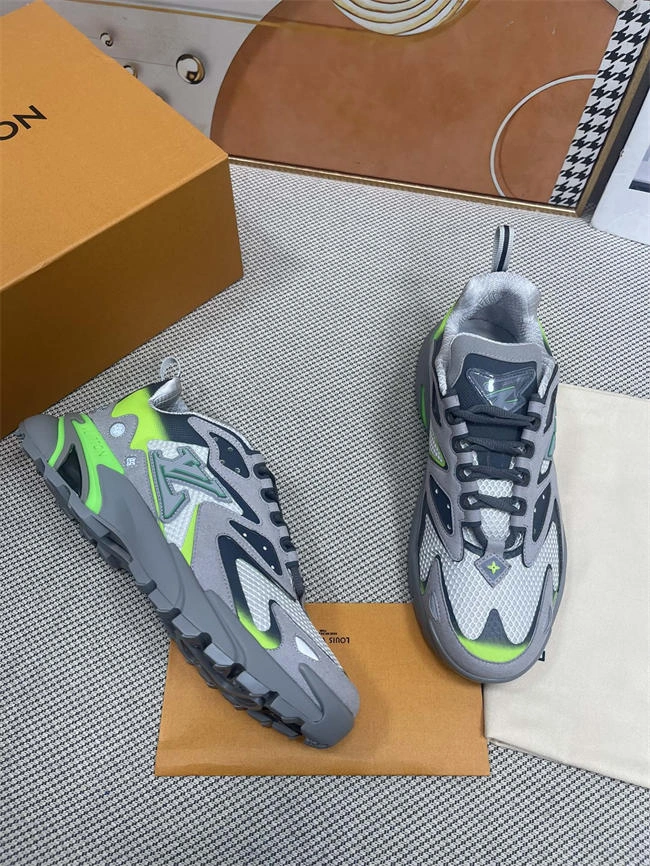Lv Trainer Sneaker Contemporary 2132