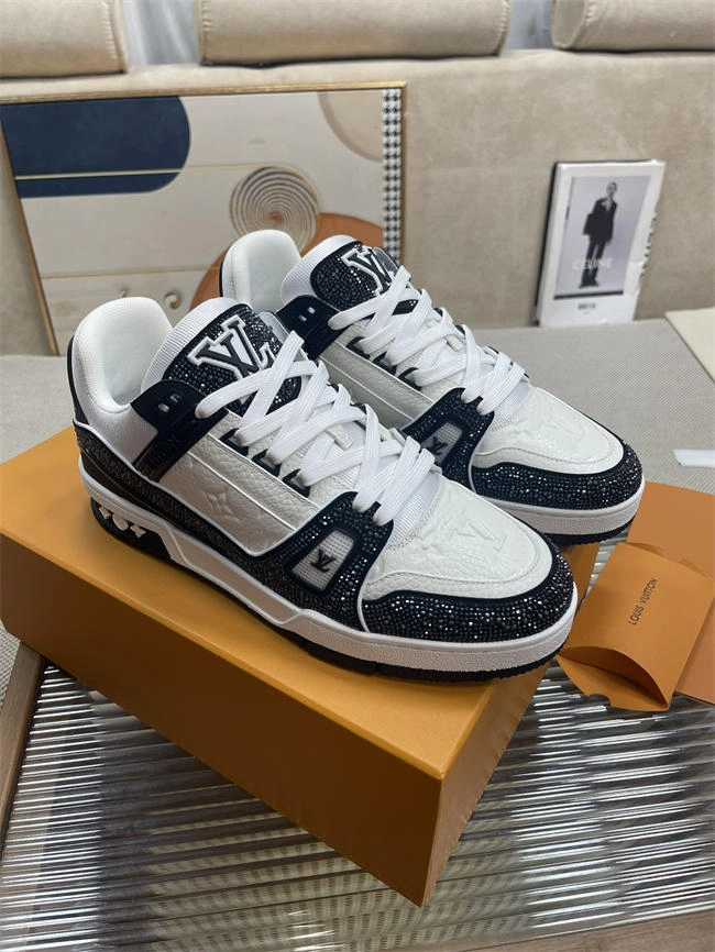 Lv Trainer Sneaker Sleek 2004