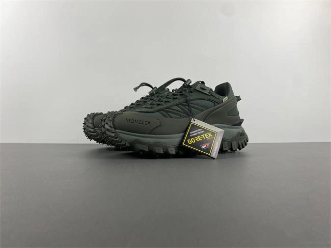 Moncler Army green low Versatile 5932