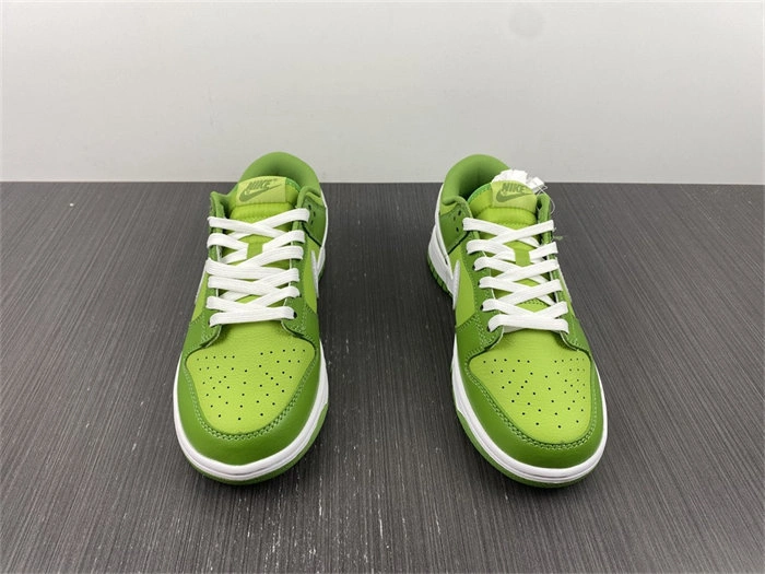Vibrant Nike Dunk Low Chlorophyll DJ6188- 4737