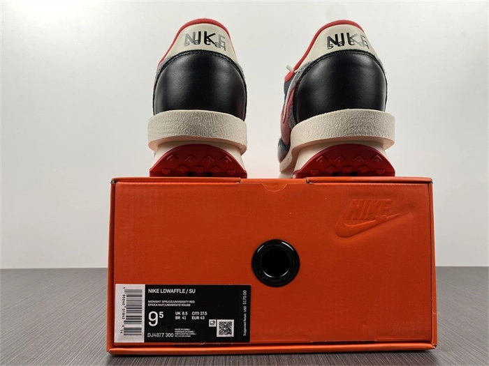 Nike LD Waffle sacai Undercover Midnight Spruce University Red Casual 5224