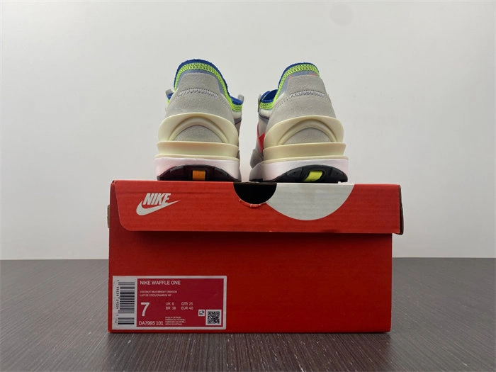 Nike Waffle One Coconut Milk Crimson Royal Lightweight 5223