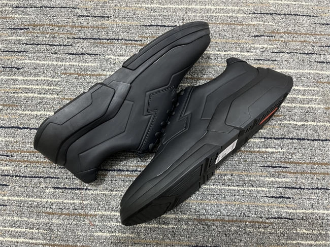 zipup Pra*a cup sneakers 3294