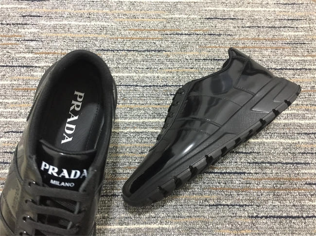 Breathable Prada Sneaker 3363