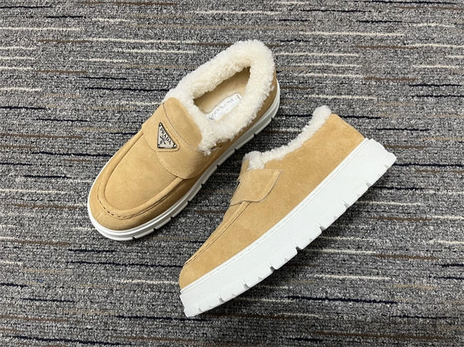 relaxedfit Pra*a sneaker women 3391